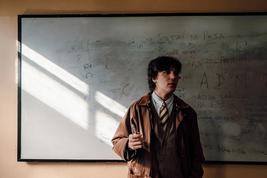 A young educator presents in a university classroom in Buenos Aires, Argentina.